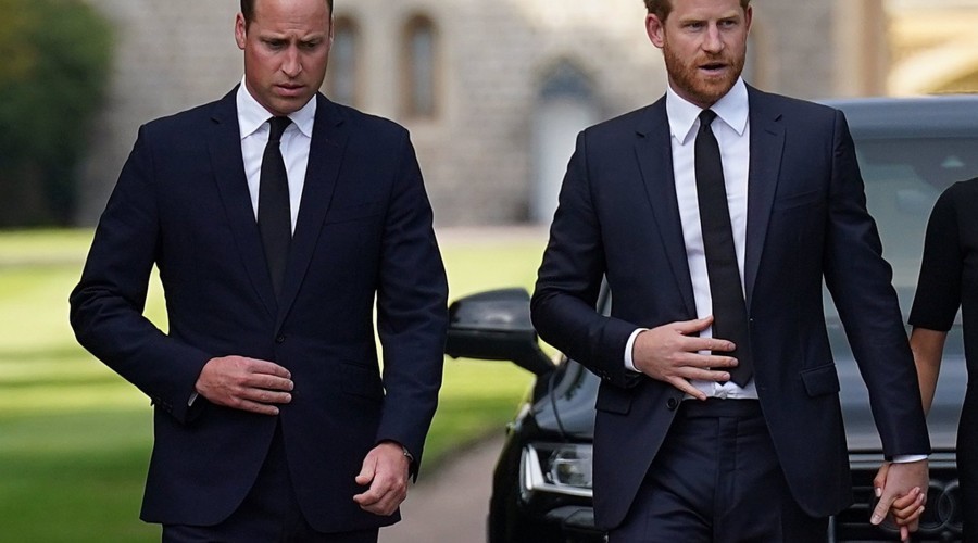 El príncipe Guillermo marca distancias con Harry tras su regreso de urgencia a casa por la enfermedad de su padre